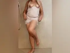 Amateur Adult Webcams of Mombabysquirt