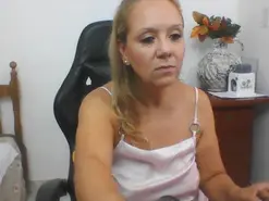 Amateur Live Sex of yeslluisa3072