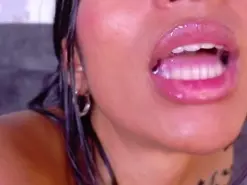 Amateur Watch Live Sex Cams of taty_miller