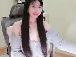 Amateur Live Porn of nery_asian