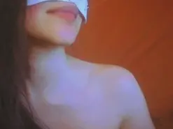 Amateur Nude Webcam of Mohnblume