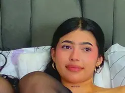 Amateur Live Sex Cam of Lisa_Ledger