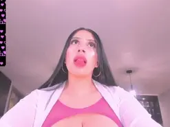 Amateur Free Porn Cam of LeahLombardi