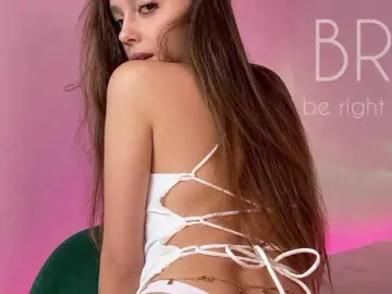 Bongacams Live Sex of MaybeBabeTV