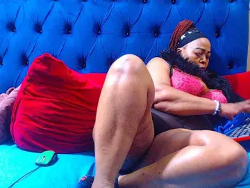 Bongacams Free Live Porn of Ebonycandy10