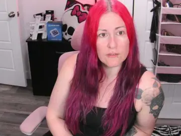 Bongacams Sex Cam of gennyrock