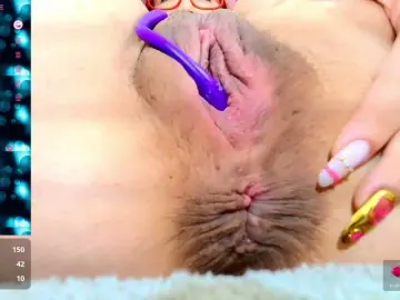 Bongacams Free Porn Cam of HonneyBunny1