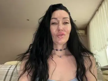 Bongacams Live Sex of KorolevaQween000