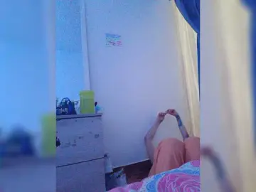 Bongacams Free Porn Cam of RevySadashiTrue