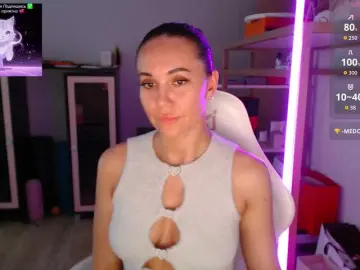 Bongacams Private Sex Chat of QWEENII