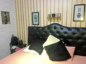 Bongacams Private Sex Chat of nikki-nikoll