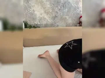 Bongacams Sex Cam of Incredible123