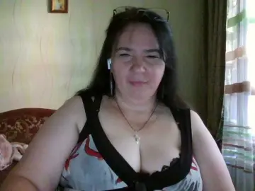 Bongacams Free Porn Cam of CharmingLady