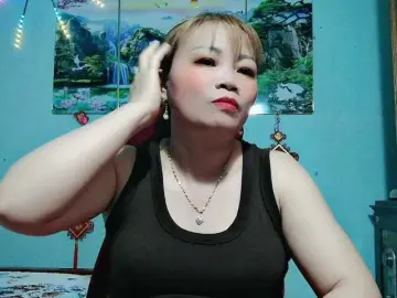 Bongacams Free Porn Cam of Linhanhsex2k