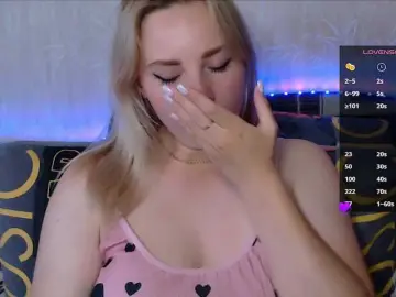 Bongacams Live Sex Cam of ORNELLAMUTTY