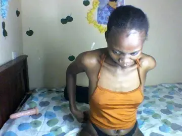 Bongacams Free Live Porn of Luna-Noir