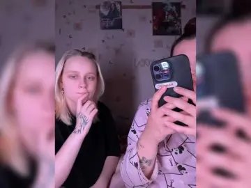 Bongacams Free Live Porn of BellaAndAlice