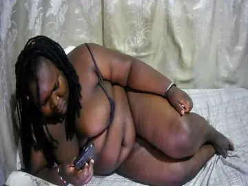 Bongacams Watch Live Sex Cams of chubby-cherry