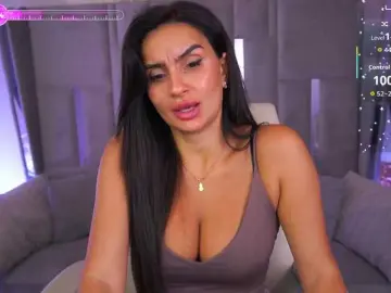 Bongacams Free Porn Cam of AnzhyTeqila