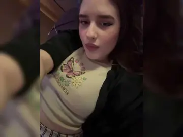 Bongacams Best Webcam of L0lly-D0lly