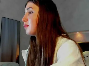 Bongacams Adult Webcams of Emily-Lews