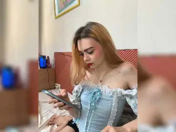 Bongacams Free Live Porn of Chanterelle008