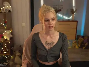 Bongacams Nude Webcam of ManiFreyja