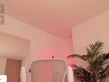 Bongacams Watch Live Sex Cams of KendallRise