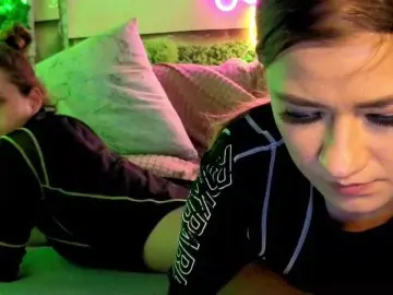 Bongacams Nude Webcam of 2Laski2