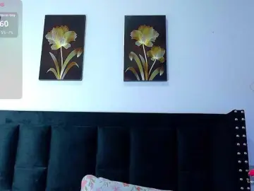 Bongacams Watch Live Sex Cams of daddysneakin