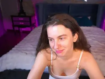Bongacams Live Porn of LittleJulii