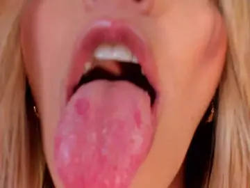 Bongacams Private Sex Chat of MelissaMoore