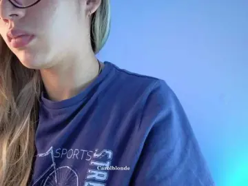Bongacams Sex Cam of Charlotte-glasses