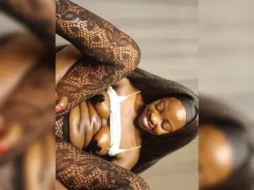Bongacams Live Sex Cam of Chocolateboo598