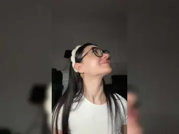 Bongacams Nude Webcam of Chiaralovee