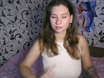 Bongacams Live Sex Cam of YourEmilie