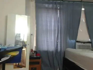 Bongacams Sex Cam of AnalTaxi