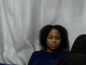 Bongacams Sex Cam of Caroldoly