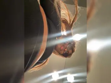 Bongacams Watch Live Sex Cams of AdviceColumn