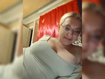 Bongacams Sex Cam of Vika211