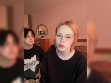 Bongacams Free Live Porn of MiaAndAlicea