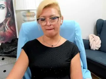 Bongacams Sex Cam of LunaFantasy