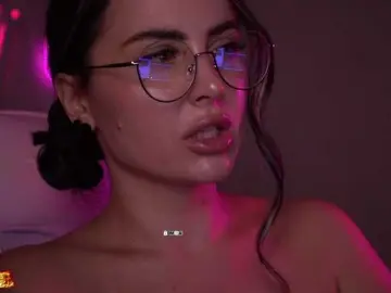 Bongacams Best live sex cam show of your-red-wine