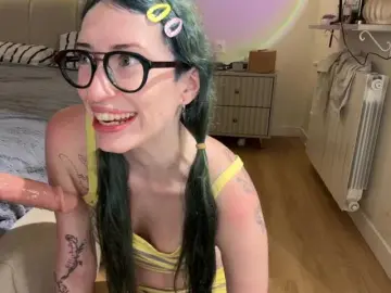 Bongacams Nude Webcam of KellyyBeryy