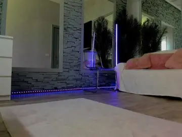 Bongacams Sex Cam of Reina-Cummings