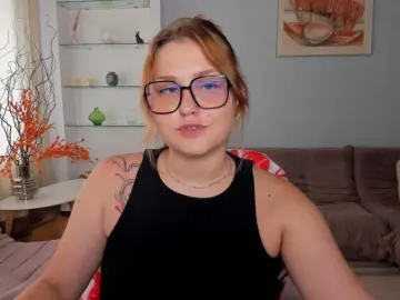 Bongacams Watch Live Sex Cams of WhisperOfSiren