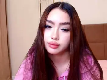 Bongacams Free Porn Cam of maddieperezzz