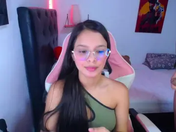 Bongacams Nude Webcam of room-kitty