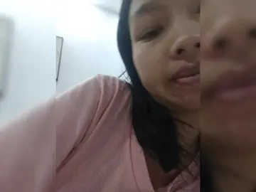 Bongacams Live Sex Cam of Selinababy99