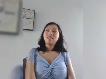Bongacams Nude Webcam of Selinababy99